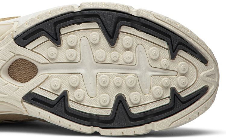 Sneakersnstuff x adidas Temper Run Nude