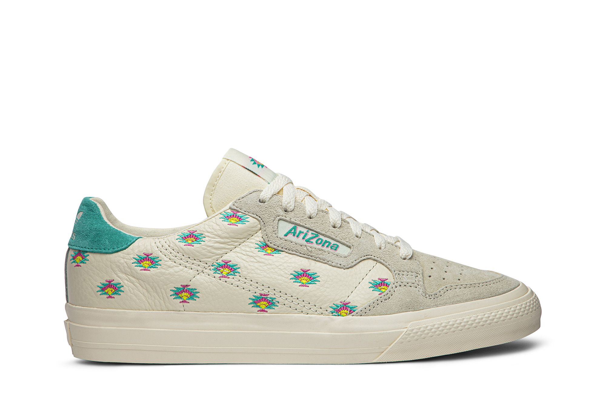 AriZona x Continental Vulc Iced Tea With Lemon Flavor