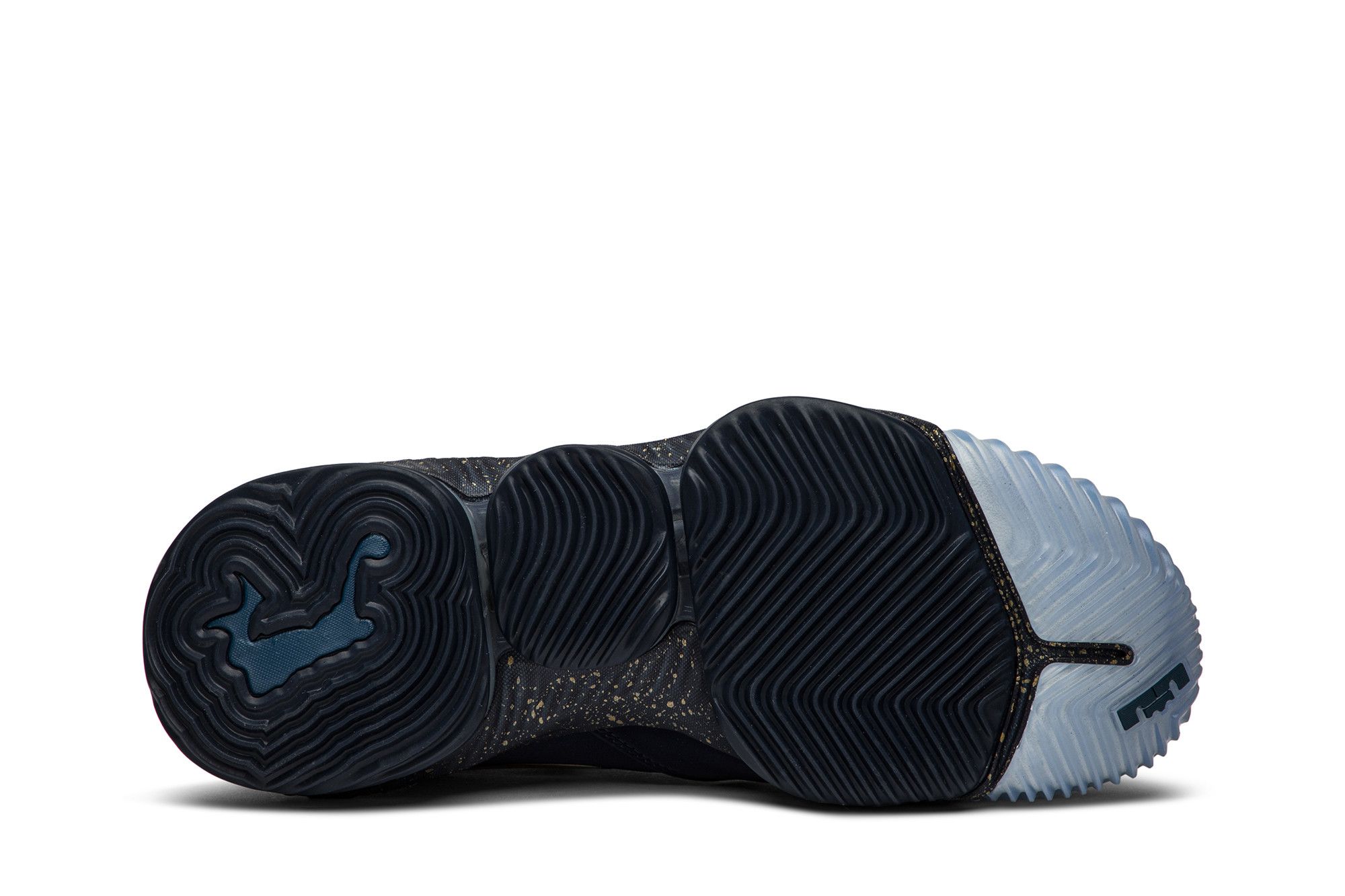 Lebron 16 low agimat release date shop