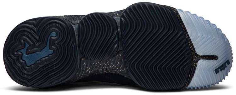 Nike Titan x LeBron 16 Low Agimat