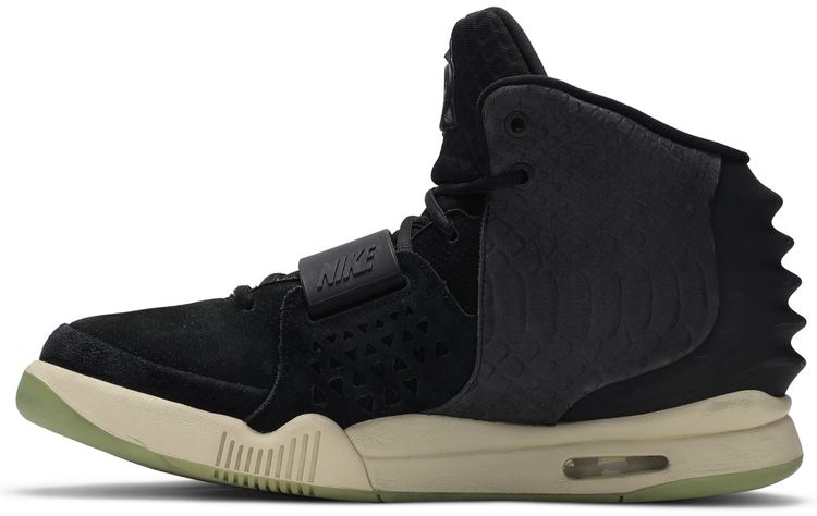 Nike Air Yeezy 2 My Beautiful Dark Twisted Fantasy Sample