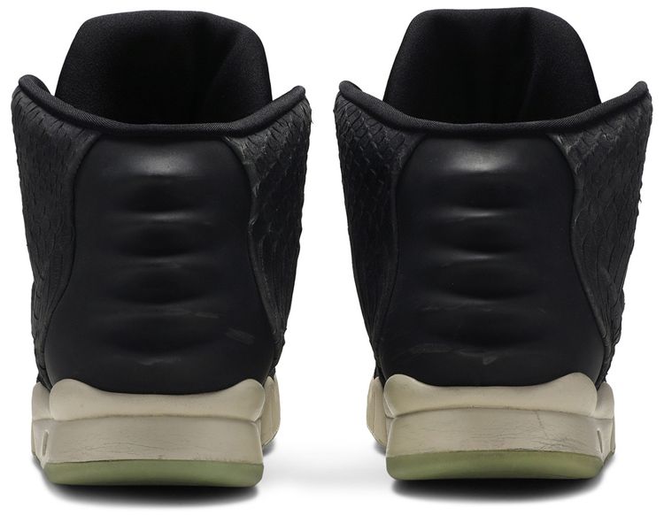 Nike Air Yeezy 2 My Beautiful Dark Twisted Fantasy Sample