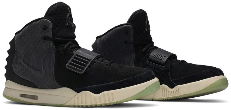 Nike Air Yeezy 2 My Beautiful Dark Twisted Fantasy Sample
