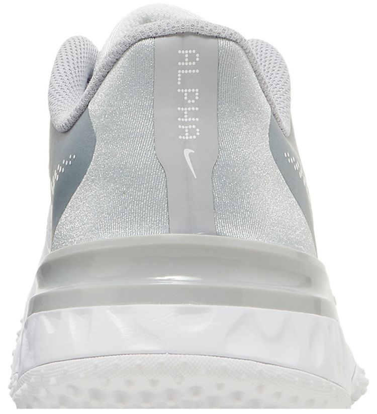 Nike Wmns Alpha Huarache Elite 3 Turf White Metallic Silver