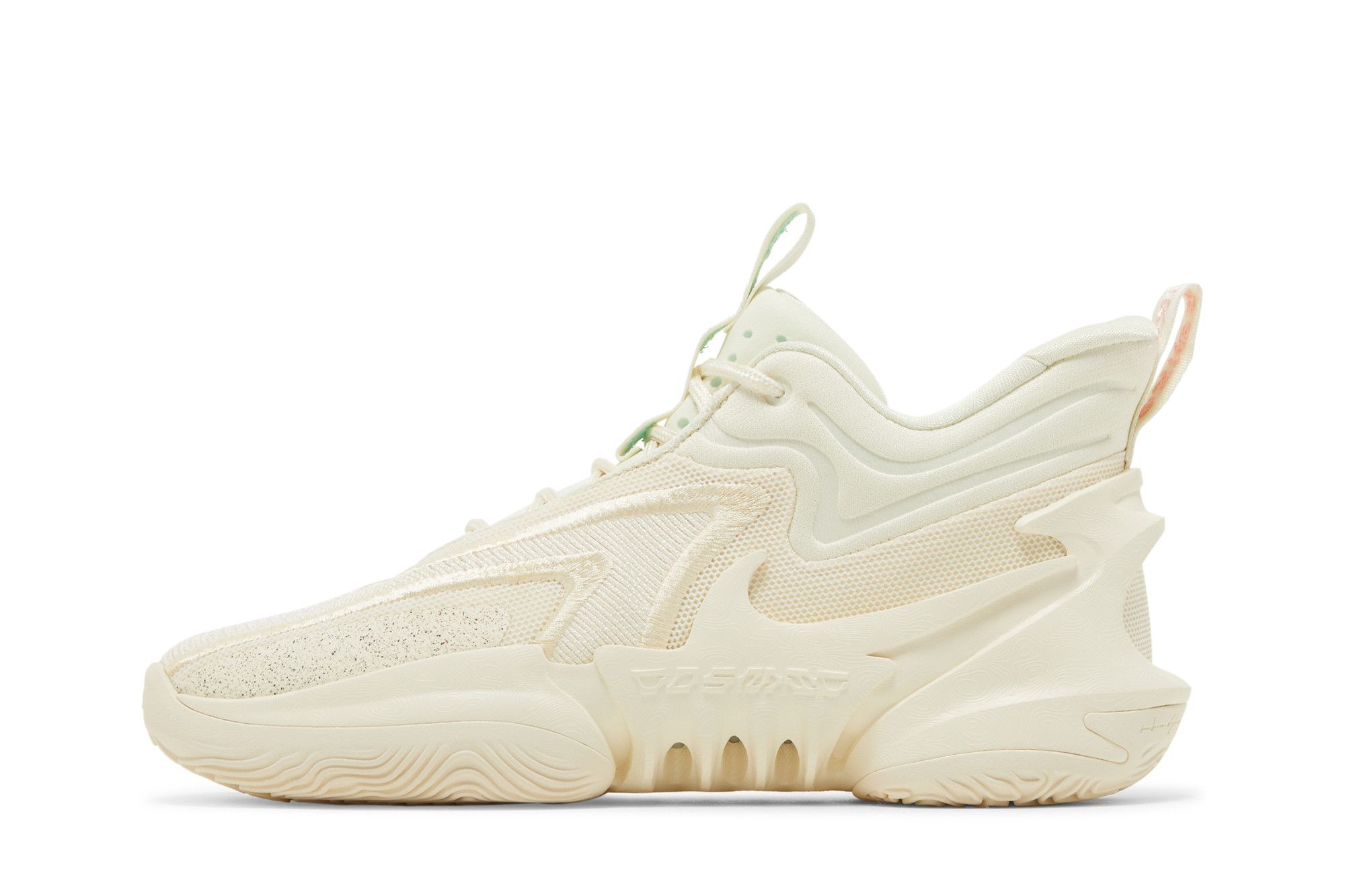 nike cosmic unity cream