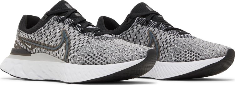 React Infinity Run Flyknit 3 Black Grey Fog