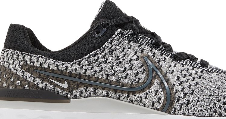 React Infinity Run Flyknit 3 Black Grey Fog