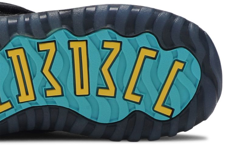 Air Jordan 11 Retro TD Gamma Blue