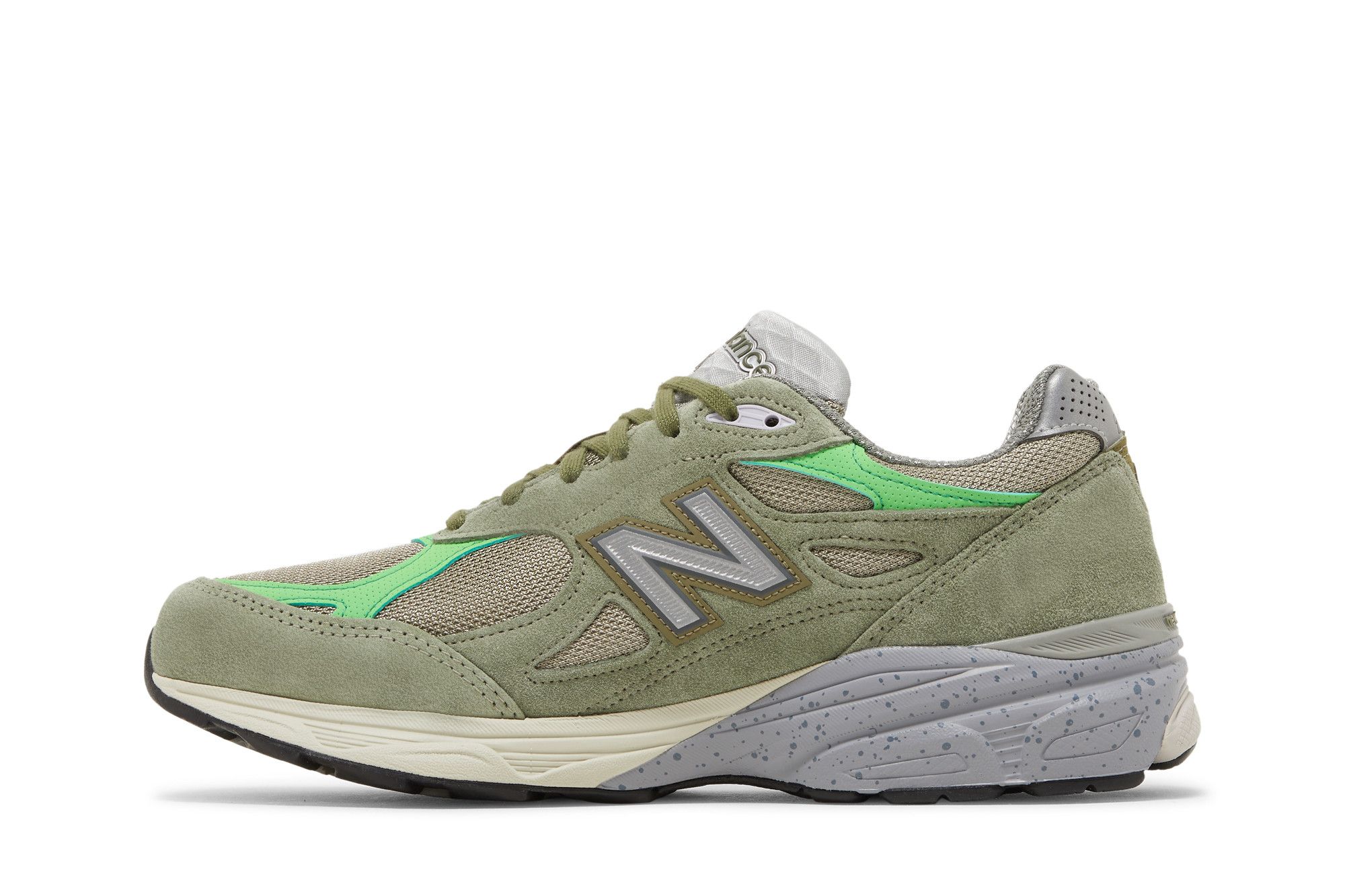 Buy Patta x New Balance 990v3 Made in USA 'Keep Your Family Close