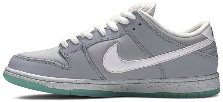 Nike SB Dunk Low Marty McFly
