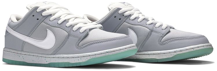 Nike SB Dunk Low Marty McFly