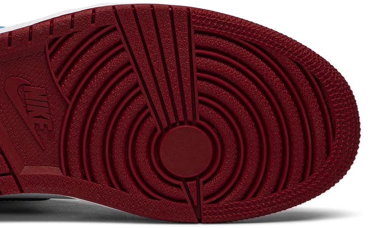 Air Jordan 1 Retro High OG Fearless