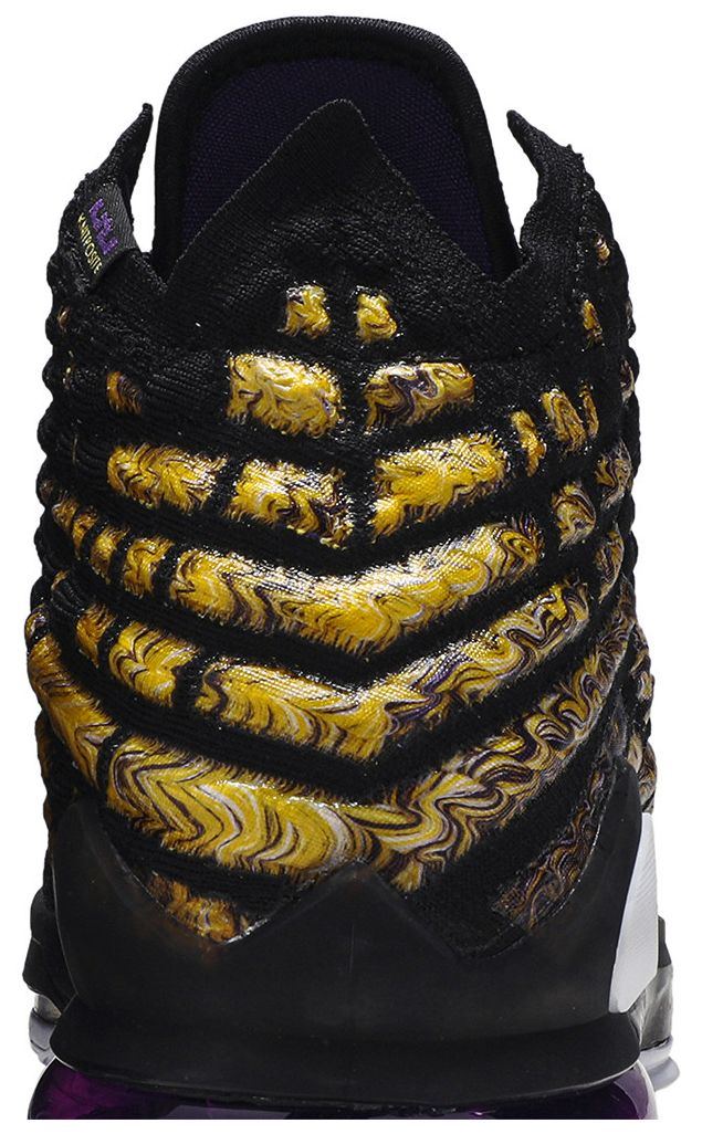 Nike LeBron 17 Lakers