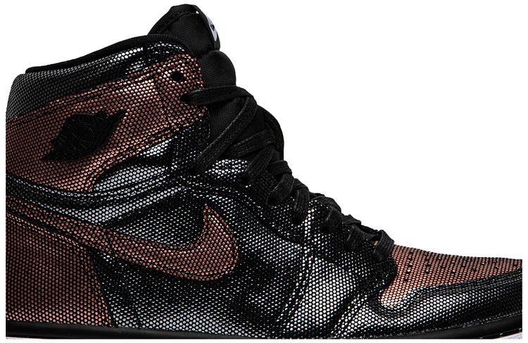 Wmns Air Jordan 1 Retro High OG Fearless