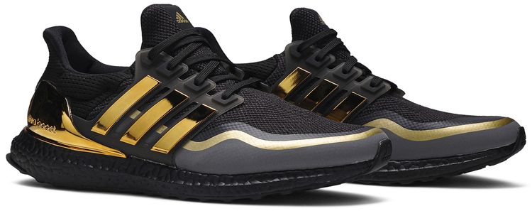 Adidas UltraBoost Metallic Gold