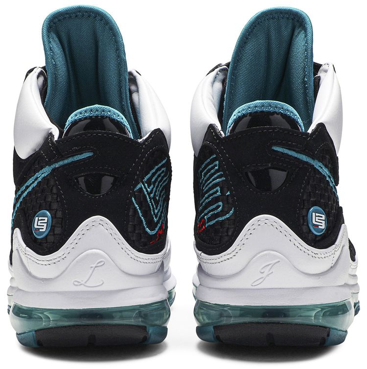 Air Max LeBron 7 Retro QS Red Carpet 2019