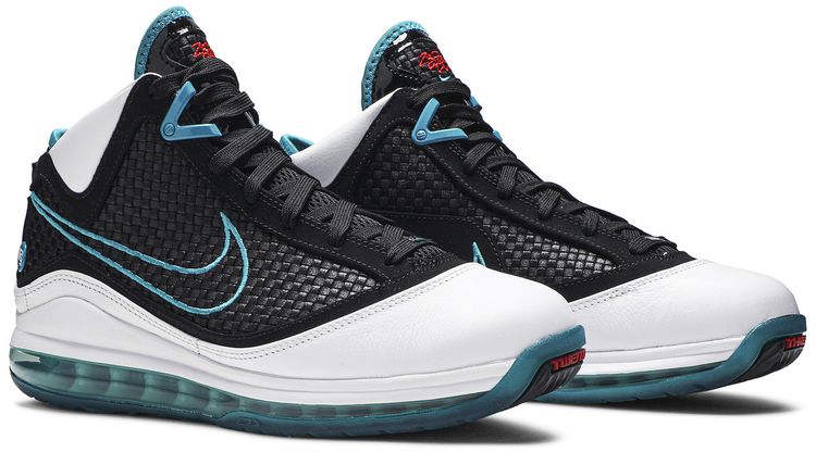 Air Max LeBron 7 Retro QS Red Carpet 2019