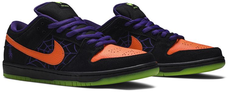 Dunk Low SB Night of Mischief