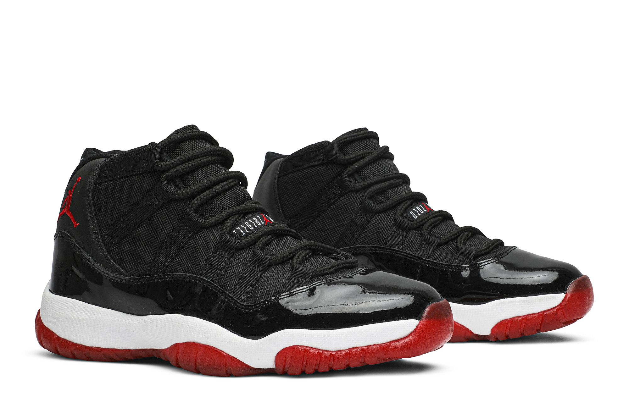 Size 7.0 Air Jordan 11 Retro Bred 2001