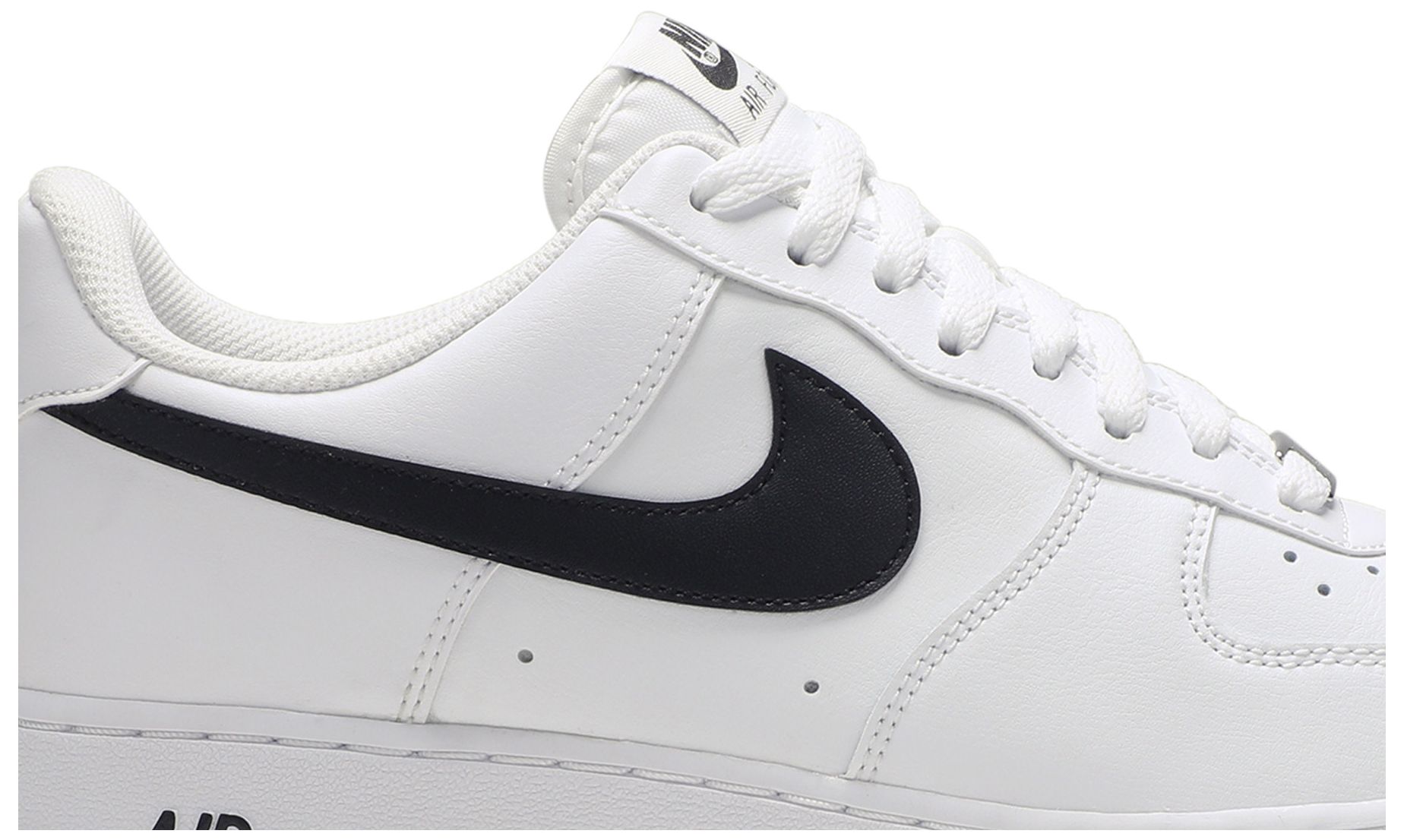 white  and  black air force 07 an20 trainers