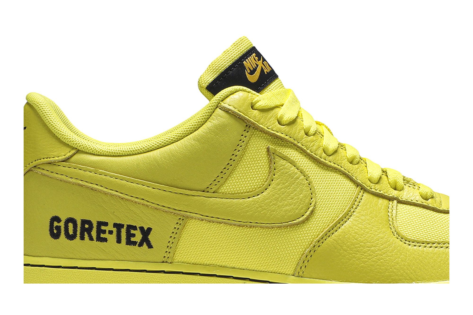 Size 10.0 Gore-Tex x Air Force 1 Low 'Dynamic Yellow'