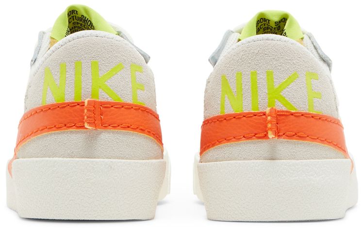Nike Wmns Blazer Low 77 Jumbo Sail Rush Orange