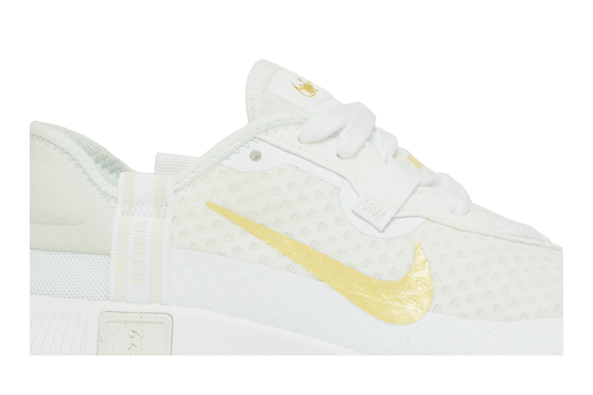 nike reposto women's white