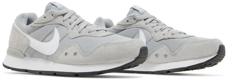 Nike Venture Runner Wide Light Smoke Grey
