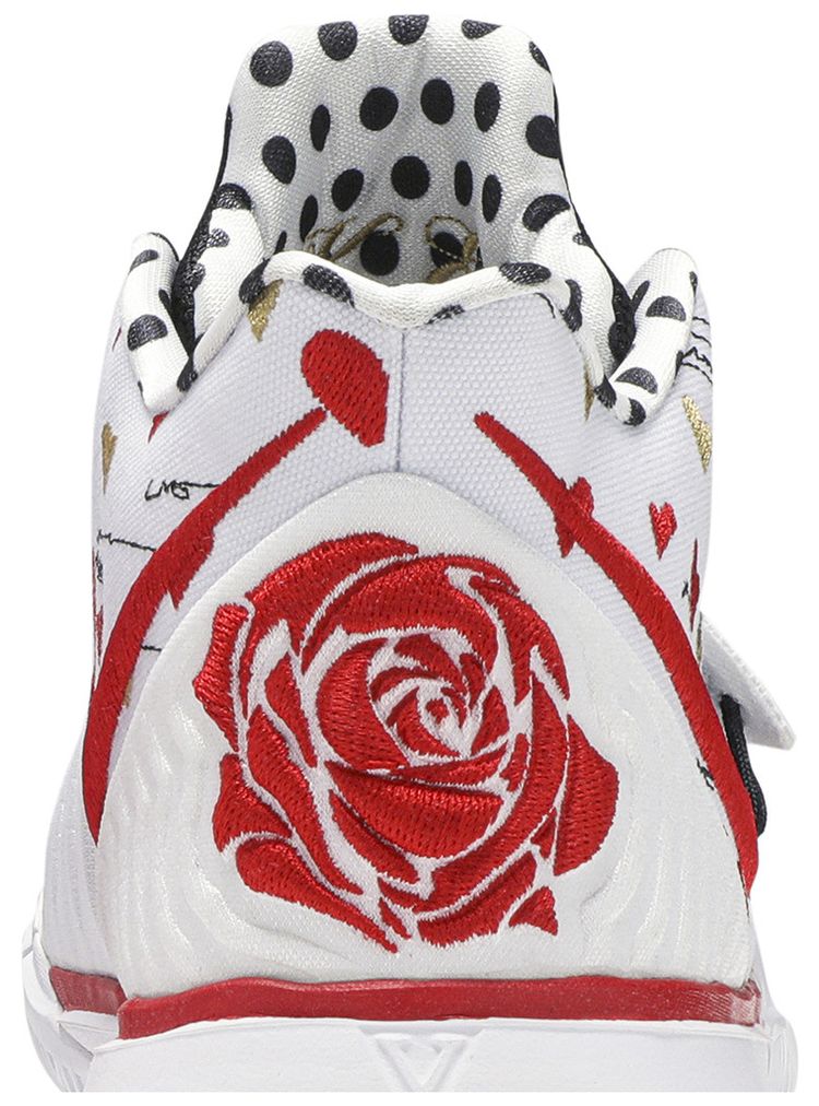 Nike SneakerRoom x Kyrie 5 GS I Love You Mom