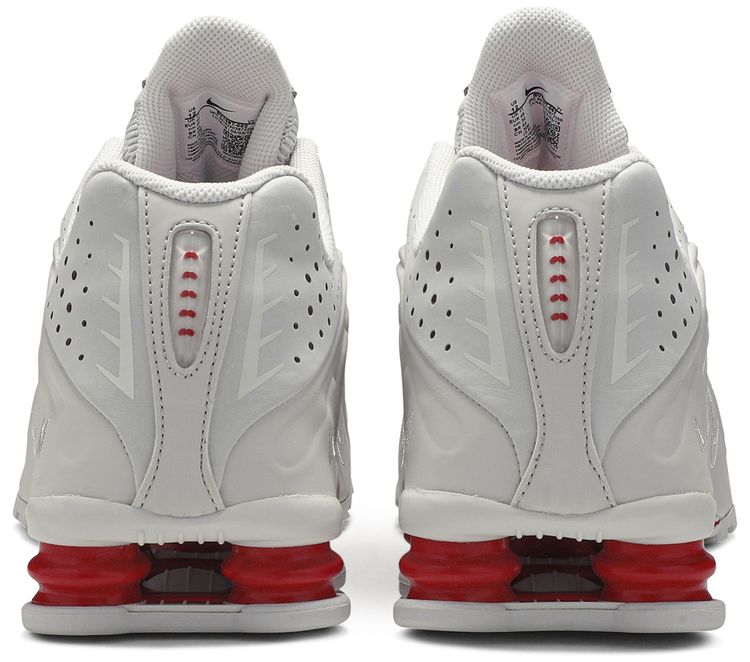 Neymar Jr x Nike Shox R4 Platinum Tint