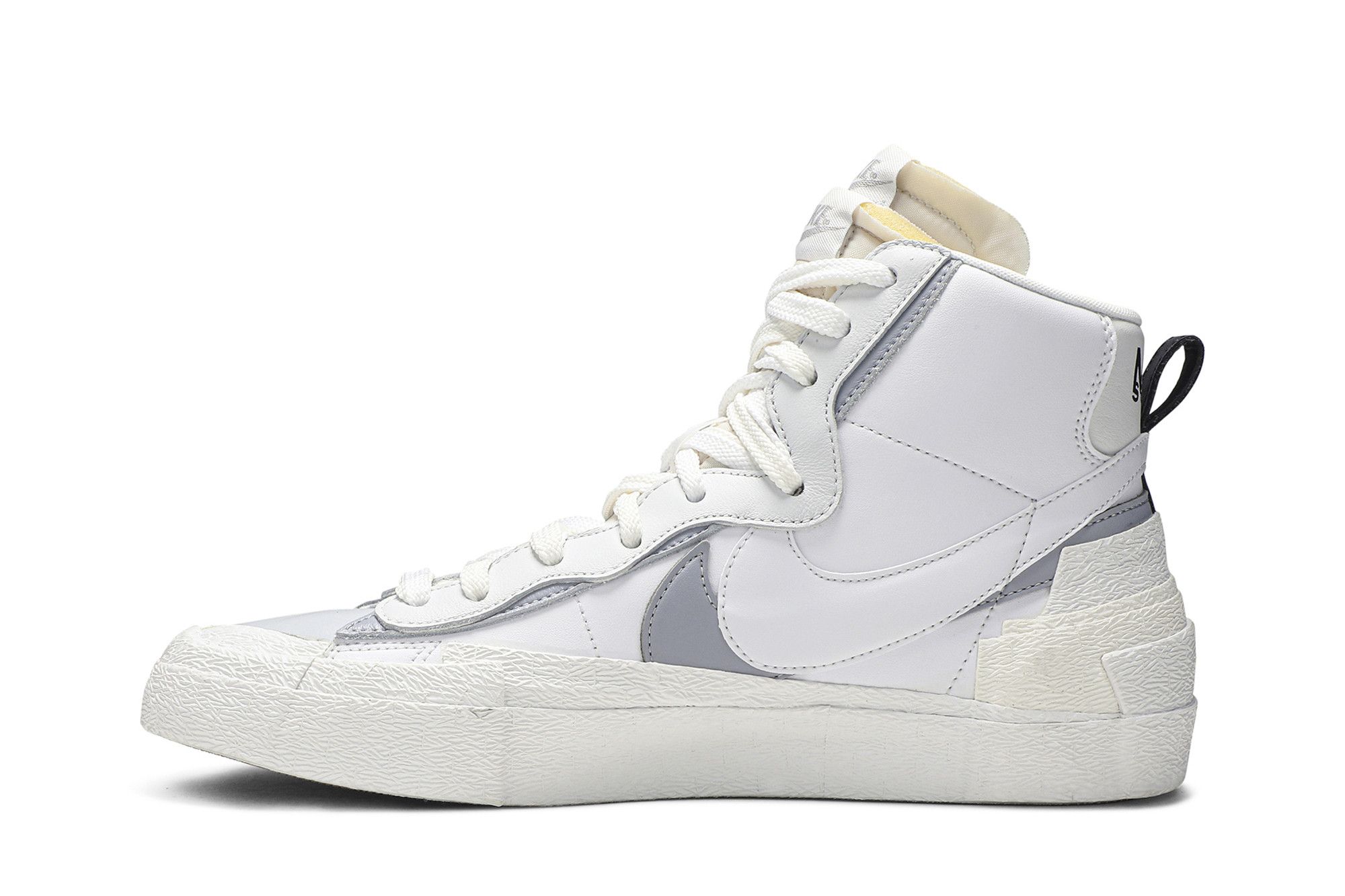 Nike blazer sacai white grey 2025