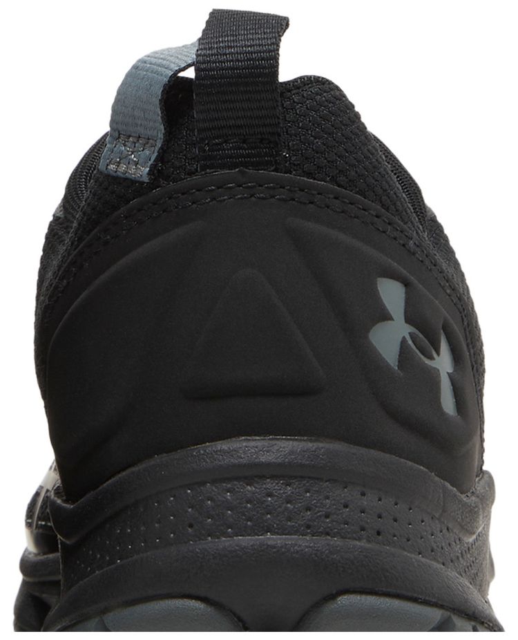 Under Armour Micro G Strikefast Black Pitch Grey