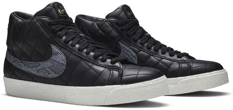 Supreme x Blazer SB Black
