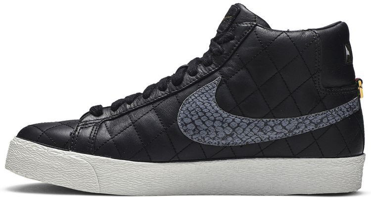 Supreme x Blazer SB Black