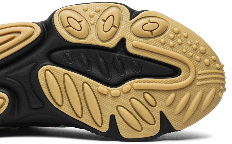 Pusha T x adidas Ozweego King Push