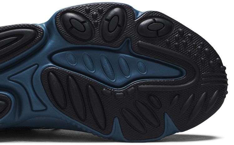 Pusha T x adidas Ozweego King Push