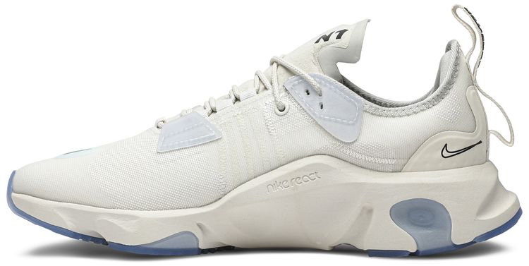 React Type N354 Gore Tex Cream