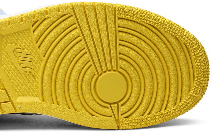 Maison Chateau Rouge x Air Jordan 1 Mid SE Fearless