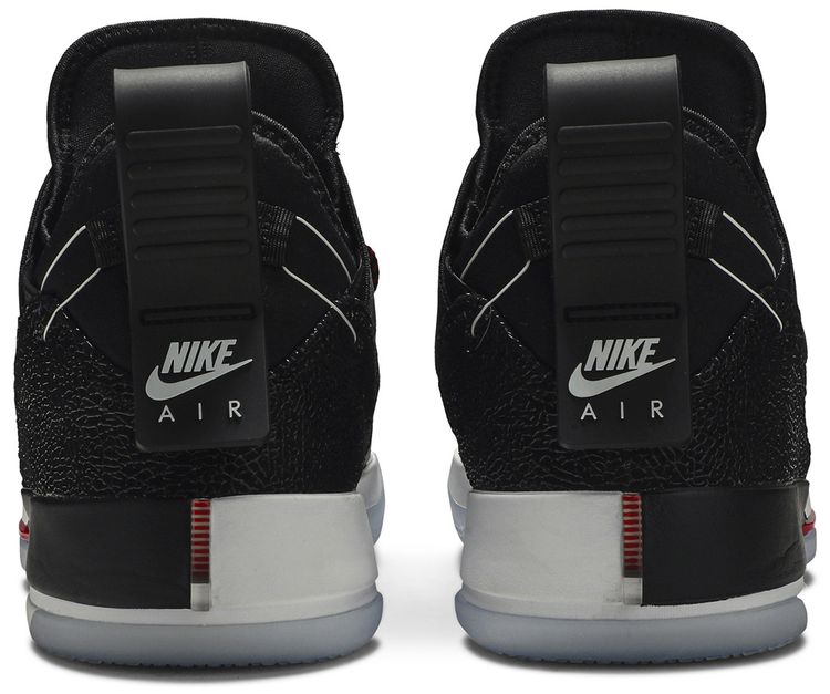 Air Jordan 33 SE Black Cement