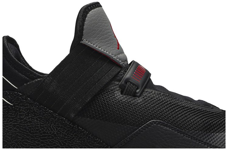 Air Jordan 33 SE Black Cement