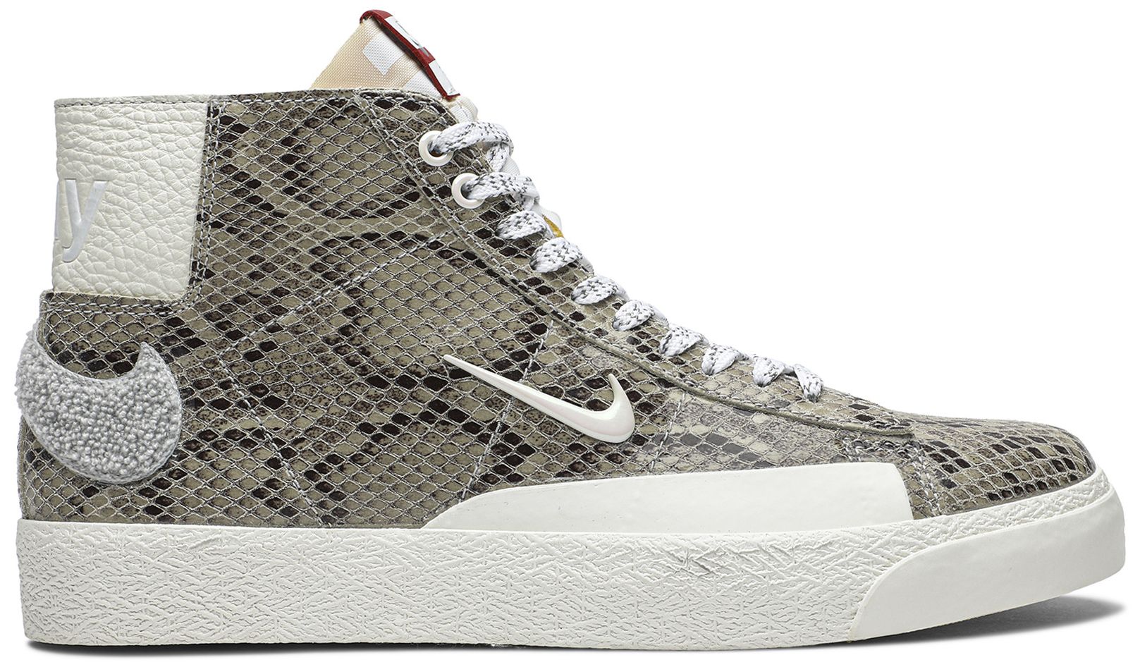 soulland nike sb blazer