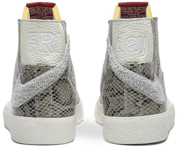 Soulland x Nike Blazer Mid SB FRIday 03