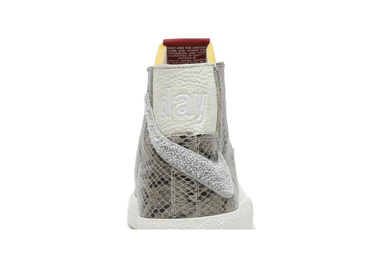 Sb blazer soulland ブランド nike sb soullandの通販