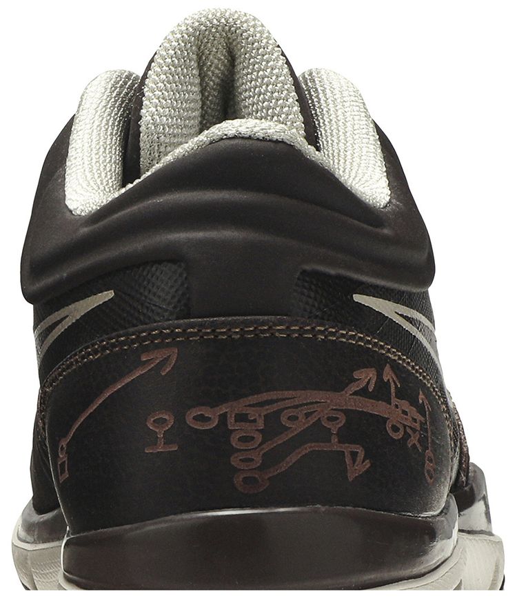 Nike Trainer 12 Mid Madden 11