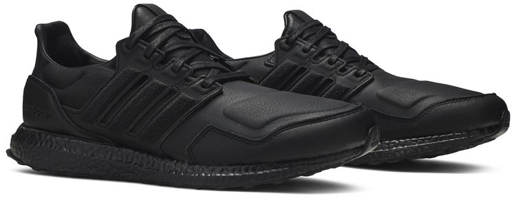 UltraBoost Leather Core Black