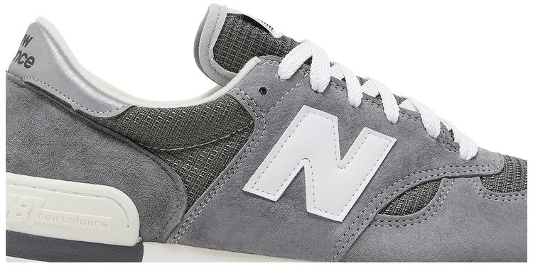 990v1 Made in USA Grey