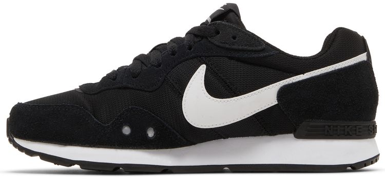 Nike Wmns Venture Runner Black White