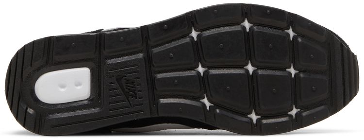 Nike Wmns Venture Runner Black White