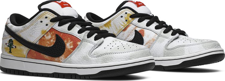 Dunk Low SB Tie Dye Rayguns 2019