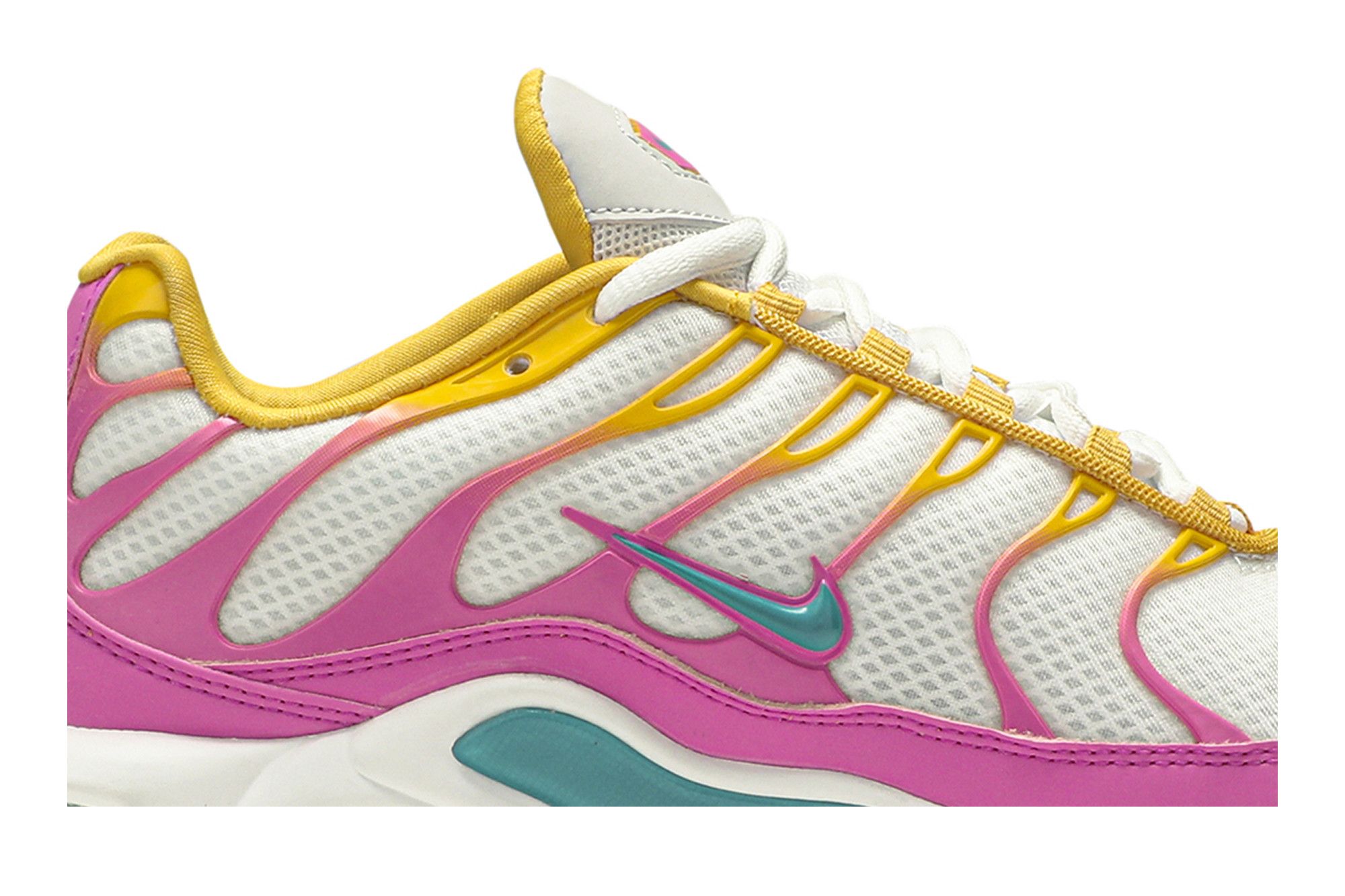 Nike air max plus tropical twist deals